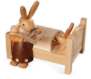 Easter bunny, mother tells bedtime stories